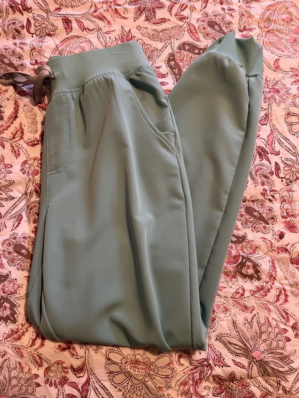 Figs Scrub Set - Picture 6 of 9